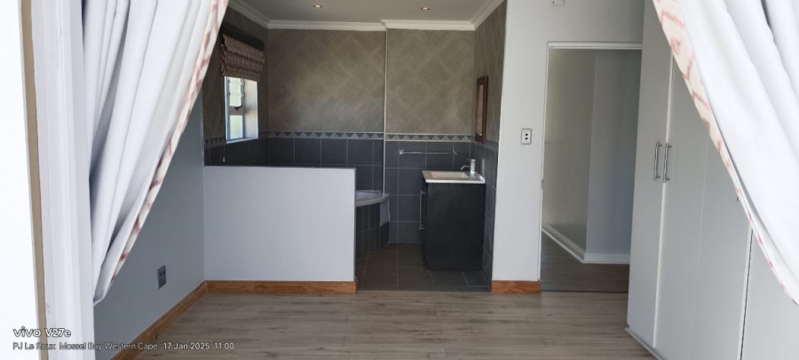 3 Bedroom Property for Sale in Dana Bay Western Cape